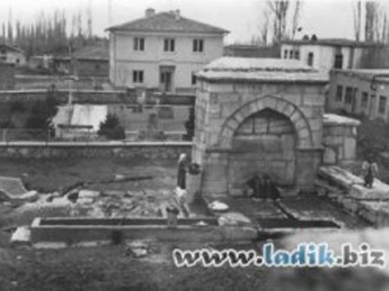 Ladikli Ahmet H?dai 